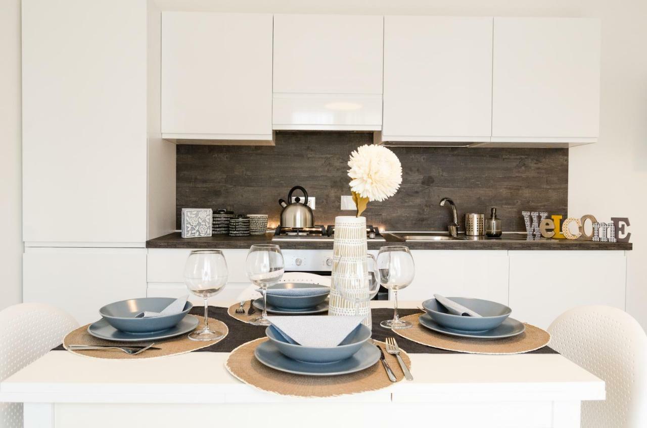 Fco Luxury Apartments ฟิวมิชีโน ภายนอก รูปภาพ